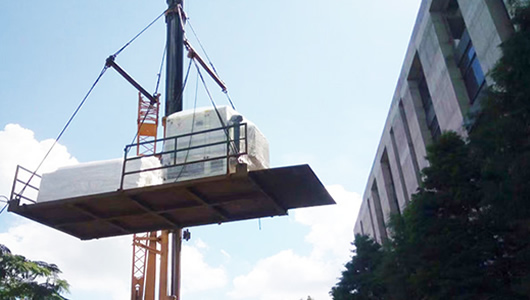 ӵ�зḻ�������豸�Ͱ��˹���